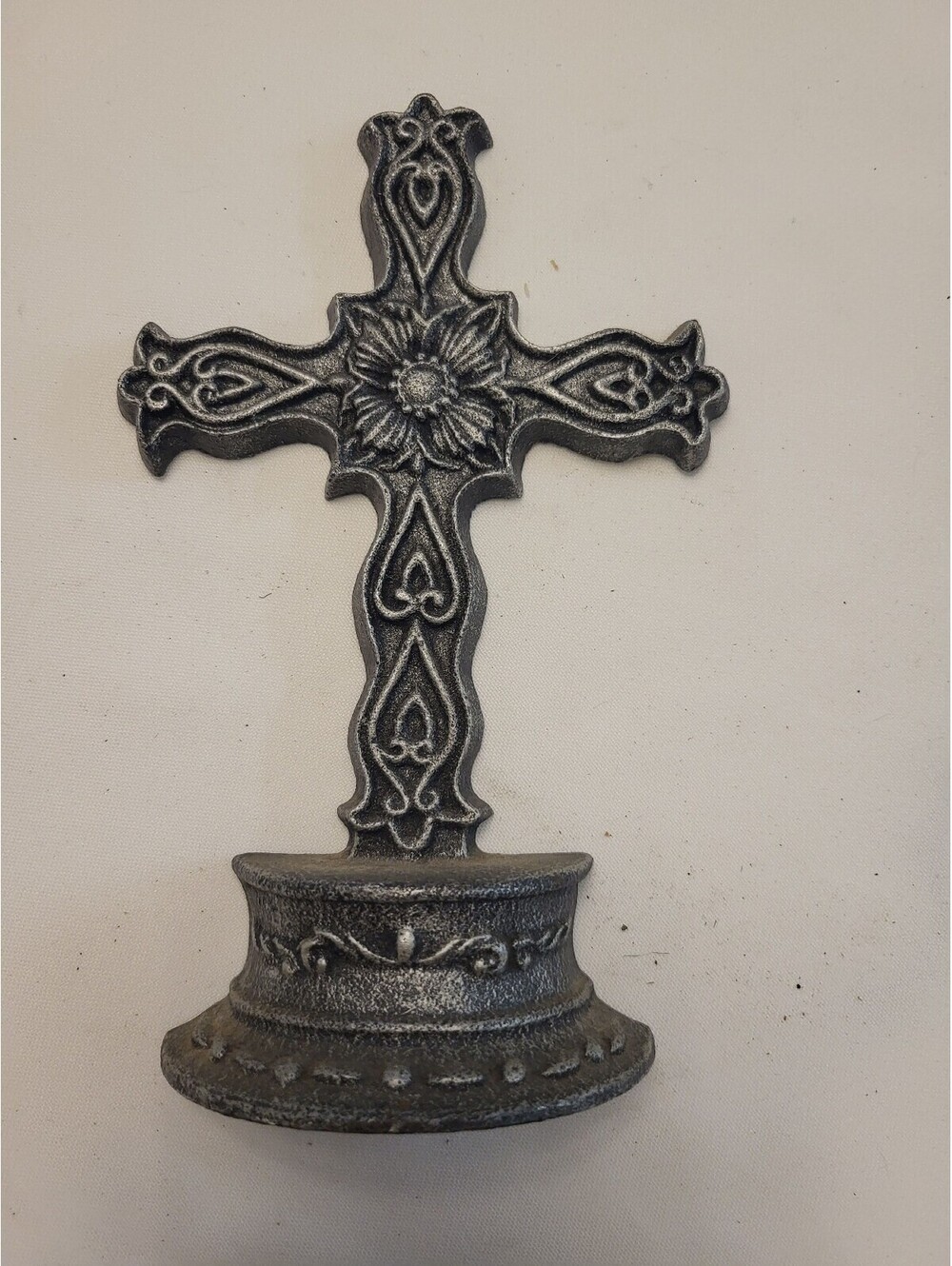 Decorative Cast Iron 8x5 Cross Stand with Floral Design